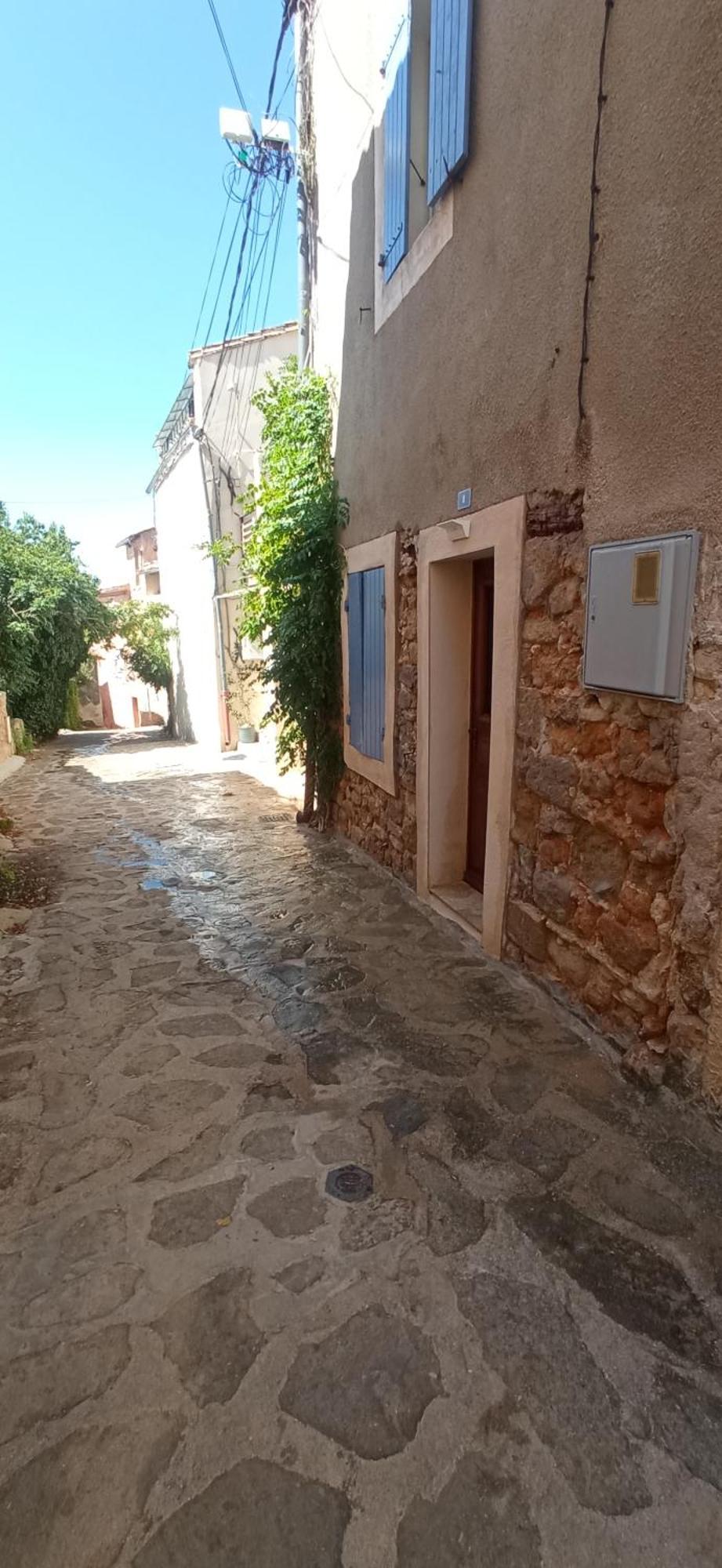 Holiday home Confort En Provence Mont Ventoux. *